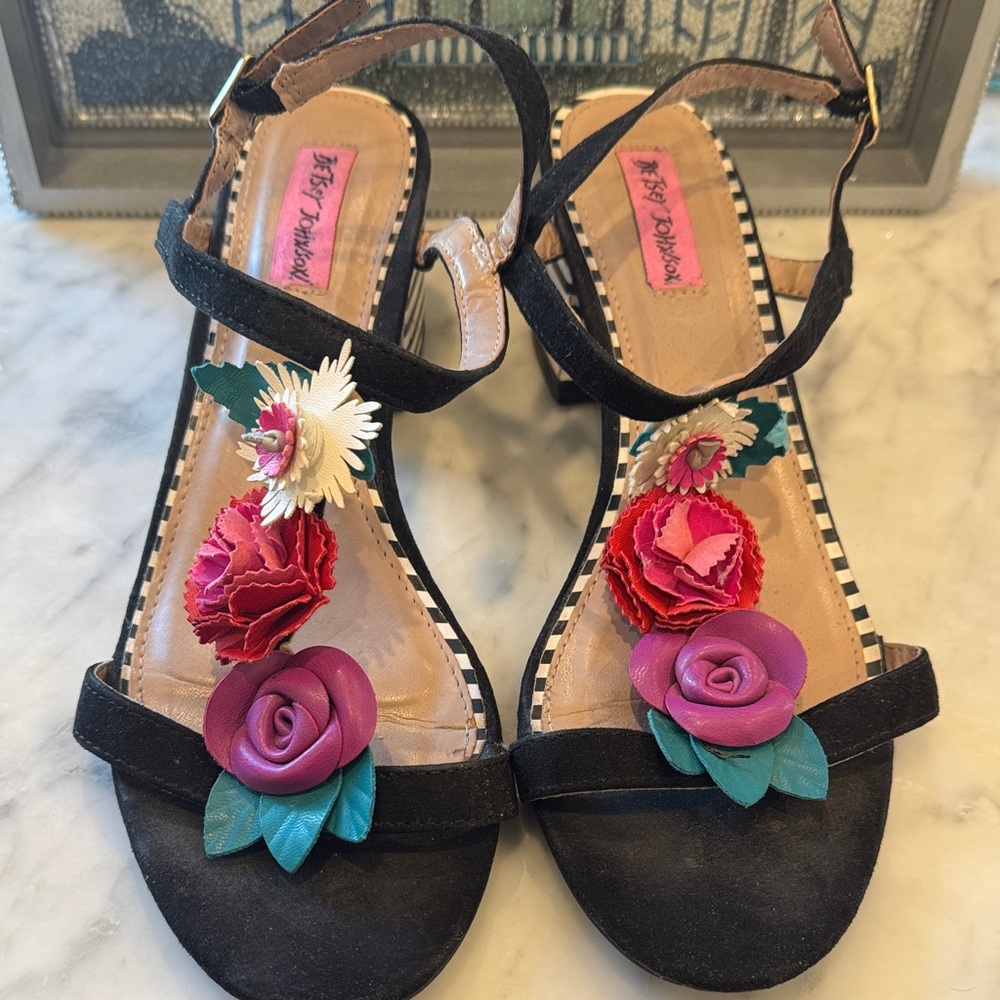 Betsey Johnson Black Sandals with Floral Accents